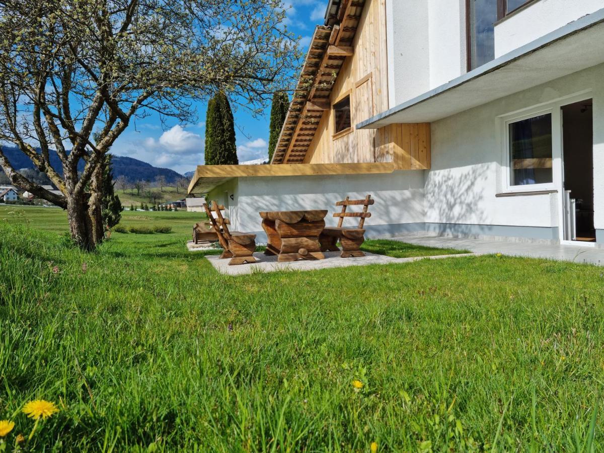 M&M Apartment Zgornje Gorje Luaran gambar